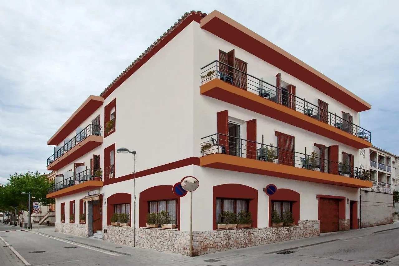 Hostal Residencia Catalina Palamós 2*,