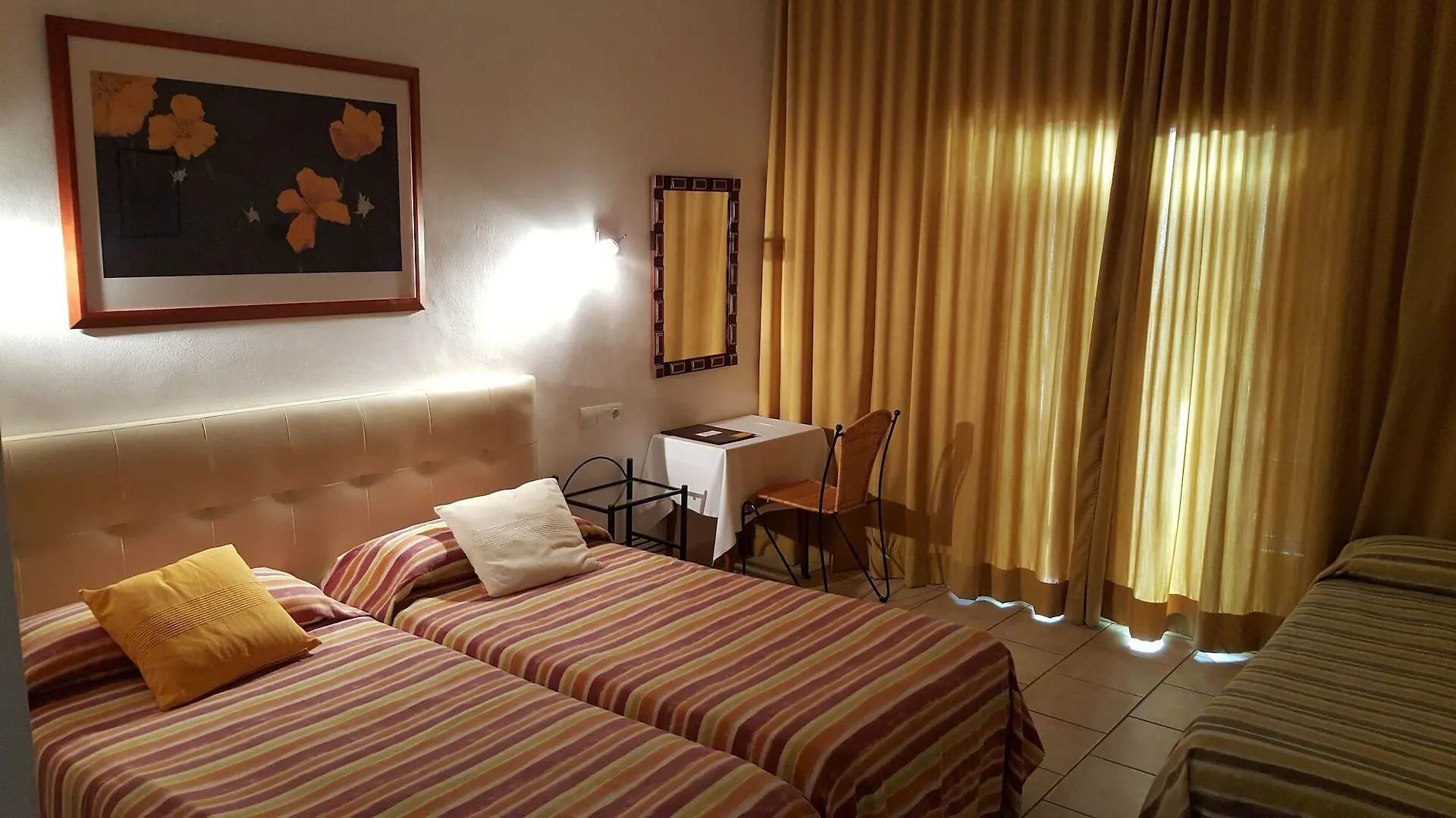 ** Pensión Hostal Residencia Catalina Palamós España