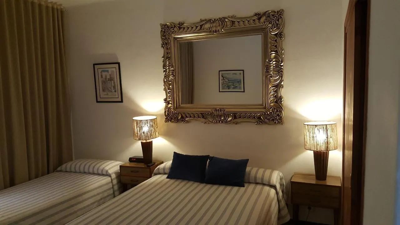 Pensión Hostal Residencia Catalina Palamós